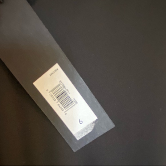 Banana Republic Black Wide-leg Jumpsuit, Size 6 - Picture 6 of 7